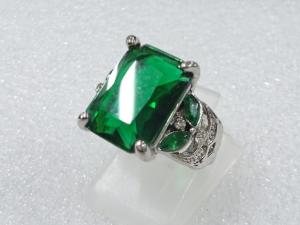 色石　指輪(9号)